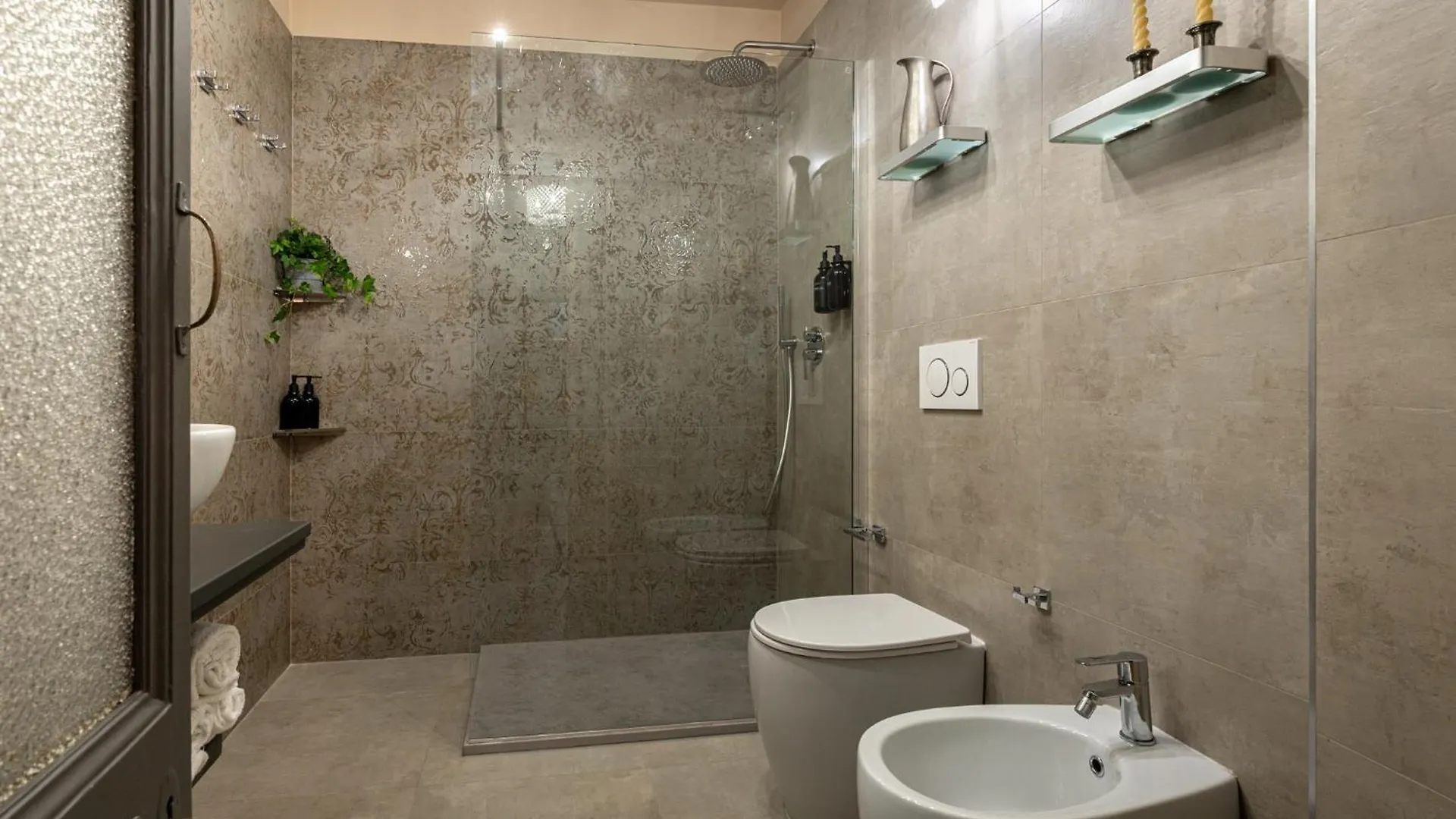 Heritage Miracle Suite Rome Apartment